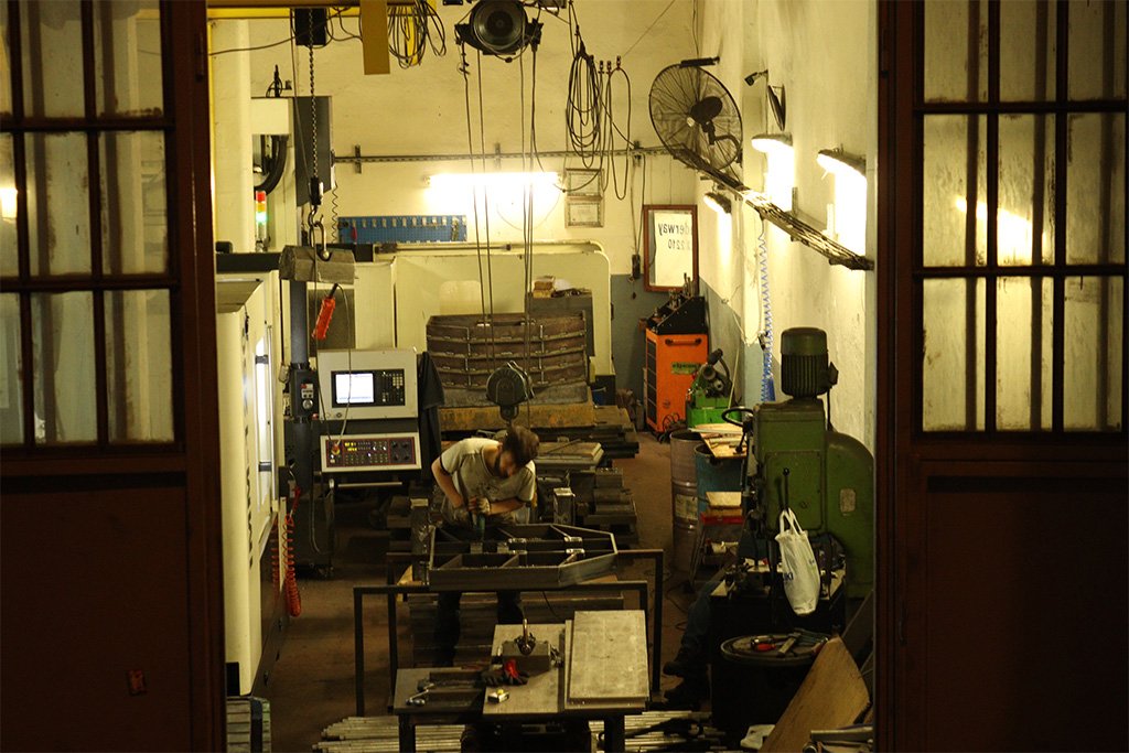 Back cover photograph of the album